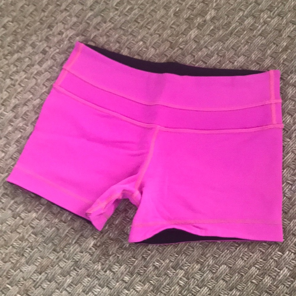Lululemon booty short